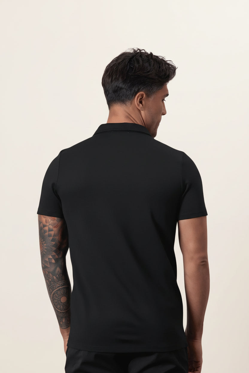 Traseira Camisa Polo Masculina Old Money com Meio Zíper Perion Preta